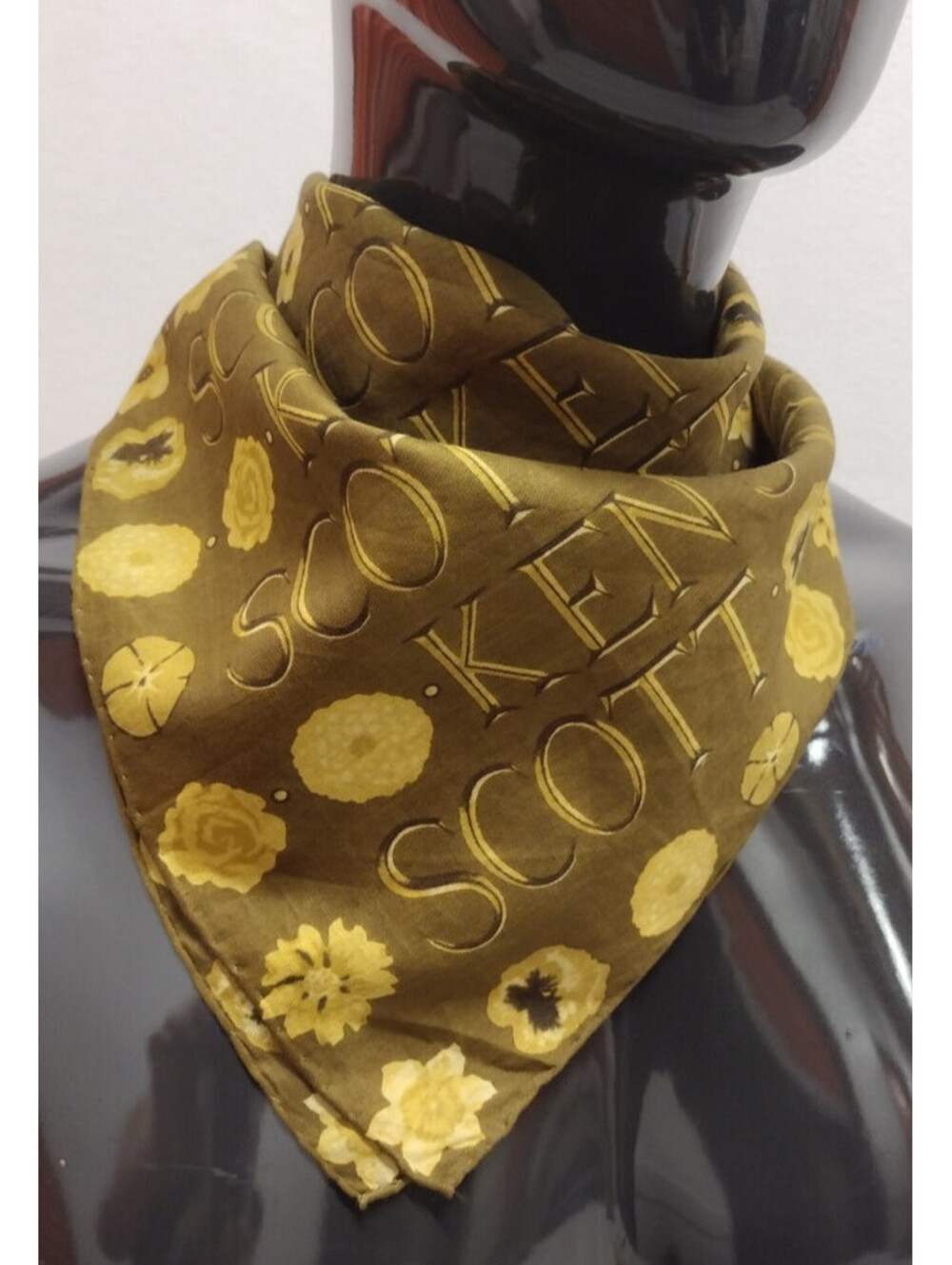 Vintage KEN SCOTT Handkerchief Linen Scarf Floral Green Olive Avocado HAND ROLL